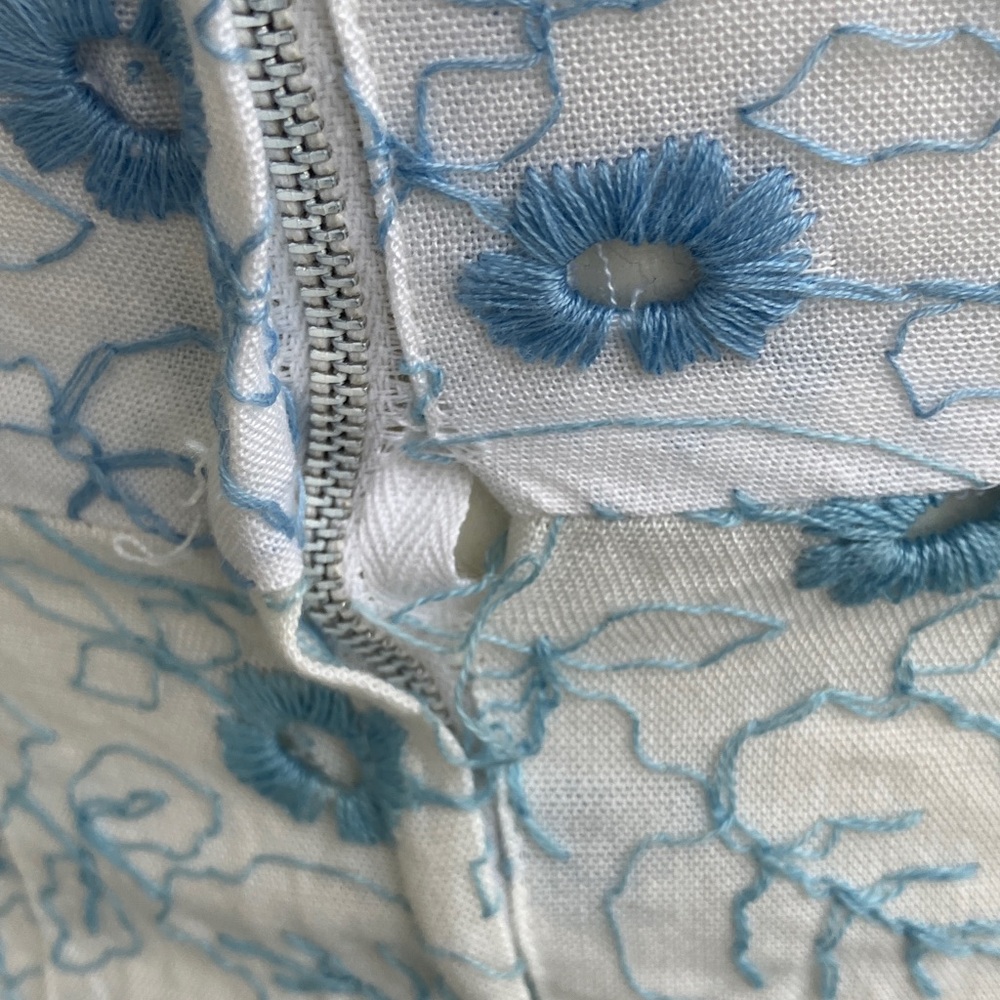 Vintage 60s Blue and White Eyelet Lace Floral Bodycon Sleeveless Mini Dress - Picture 9 of 13